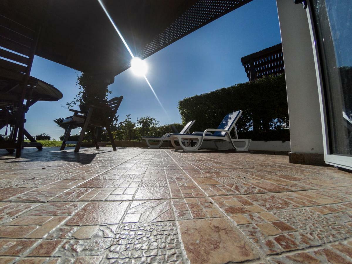 Blue Bay Beach House ลาร์นาคา ภายนอก รูปภาพ